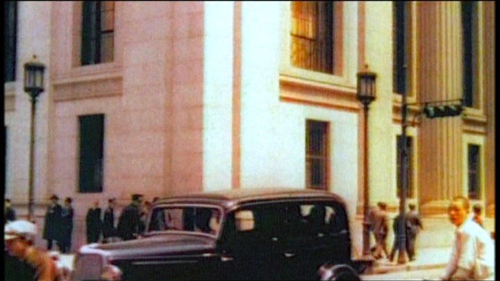 1934 Ford V8 Fordor [40]