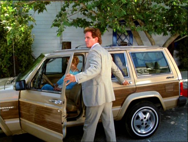 1984 Jeep Wagoneer Limited [XJ]