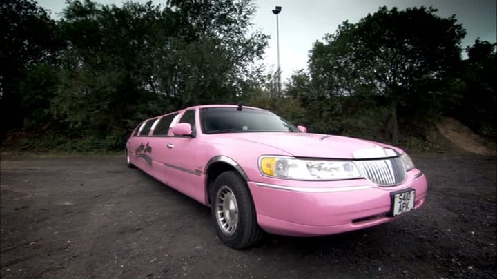 1999 Lincoln Town Car Stretched Limousine