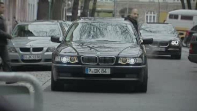 2000 BMW 740i [E38]