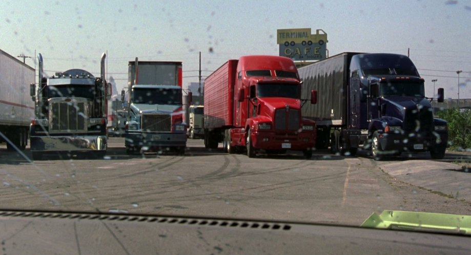 Kenworth T-600 B Aerocab
