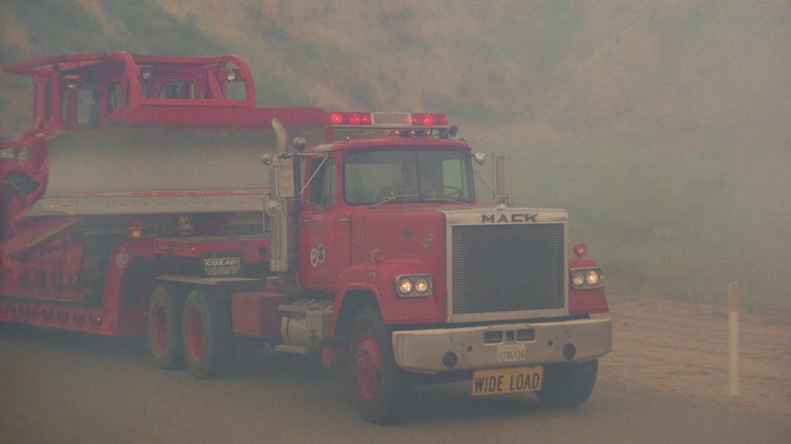 Mack Super-Liner