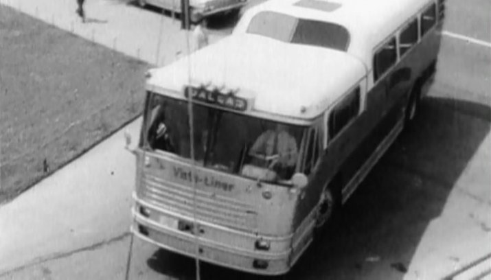 1956 Flxible VL-100 VistaLiner