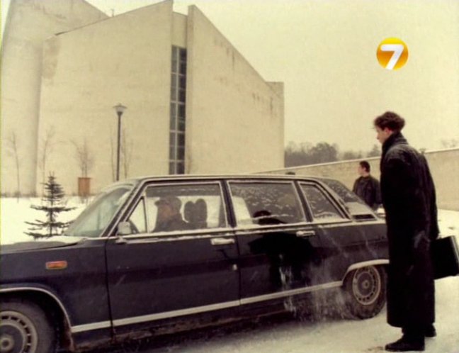 1977 GAZ 14 Chaika