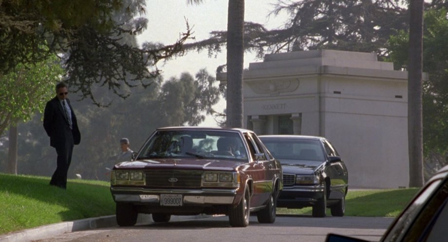 1991 Ford LTD Crown Victoria