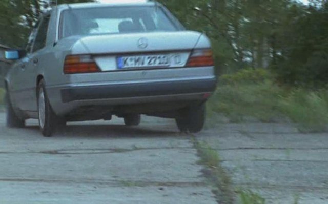 1990 Mercedes-Benz [W124]