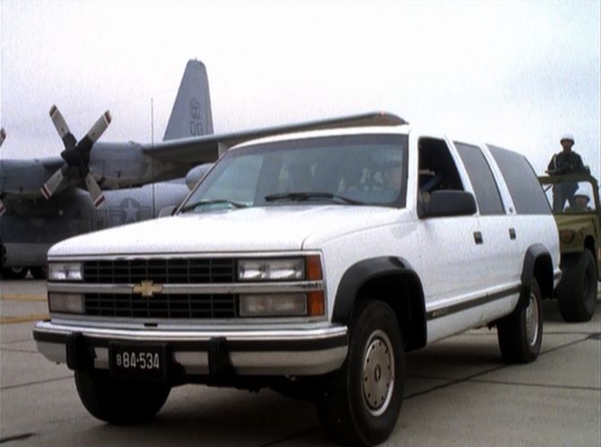 1992 Chevrolet Suburban 2500 [GMT410]