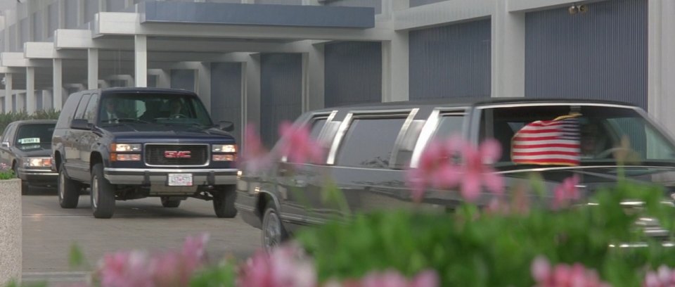 1994 GMC Suburban 2500 [GMT425]