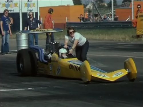 Custom Made Dragster Dynapac Competition Team
