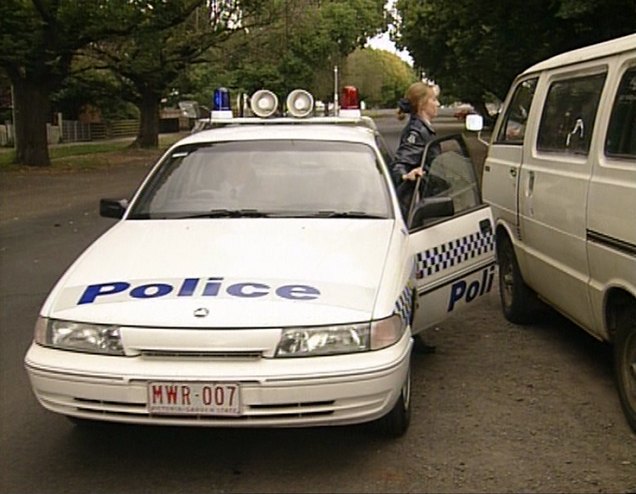 1993 Holden Commodore Executive Series II [VP]