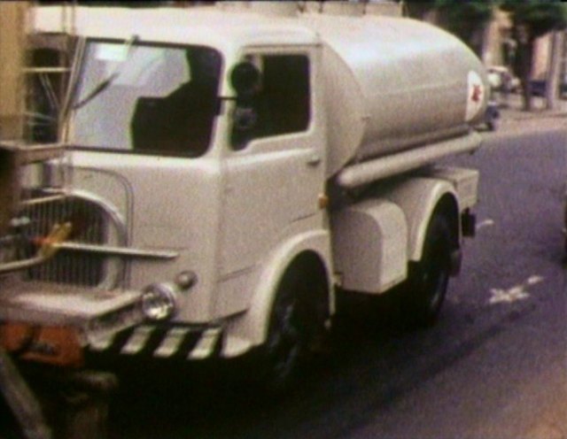 IMCDb Org Fiat 650 In La Porta Sul Buio 1973