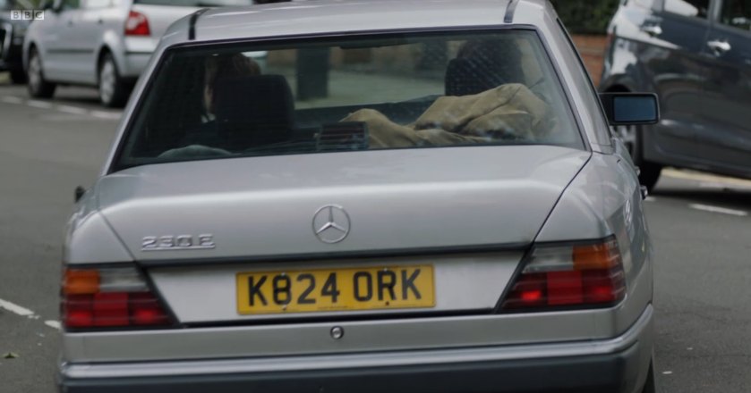 1992 Mercedes-Benz 230 E [W124]