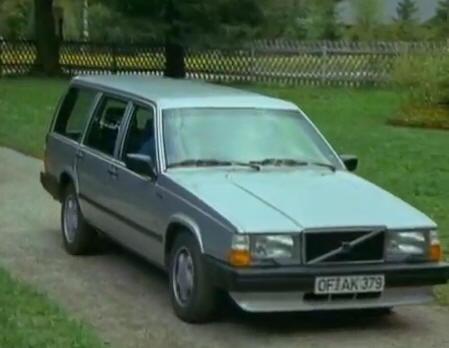 Volvo 740 [745]