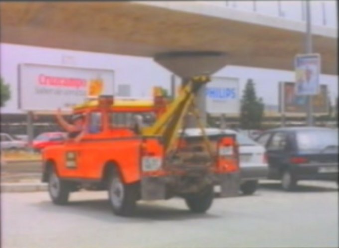 Land-Rover Santana 109'' Series IIa