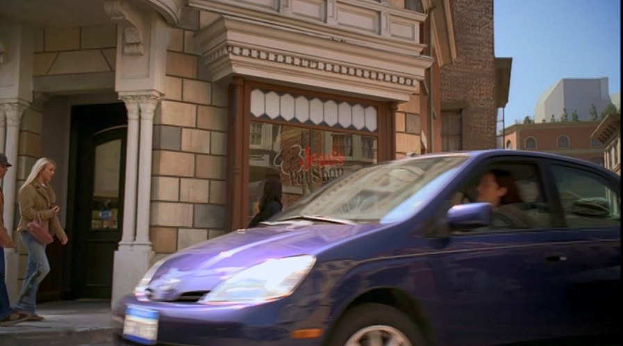 Imcdb Org Toyota Prius I Nhw In Ghost Whisperer