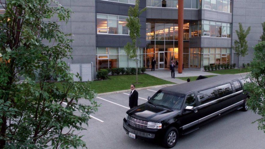 2007 Lincoln Navigator L Stretched Limousine [U418]