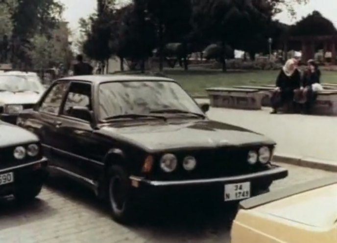 1981 BMW 320i [E21]