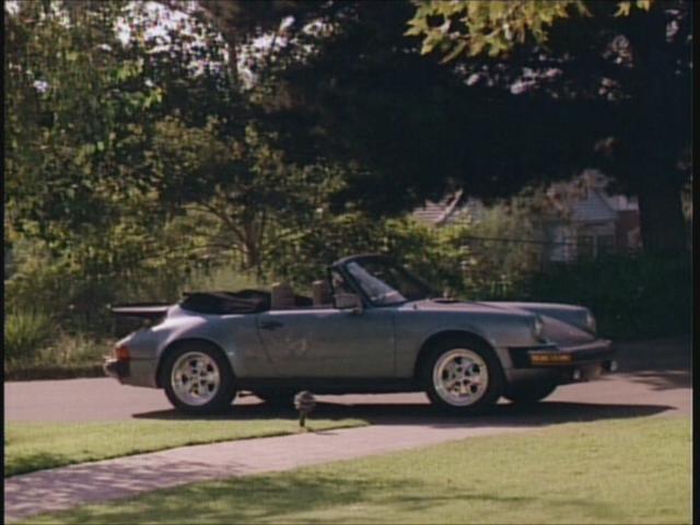 1986 Porsche 911 Carrera Cabrio