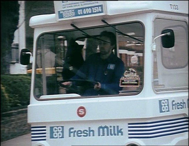 1981 Smiths Cabac Elizabethan Milk Float