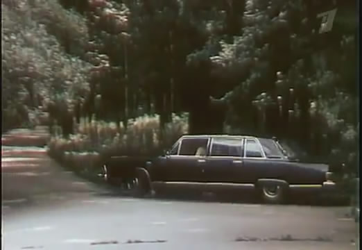 1977 GAZ 14 Chaika