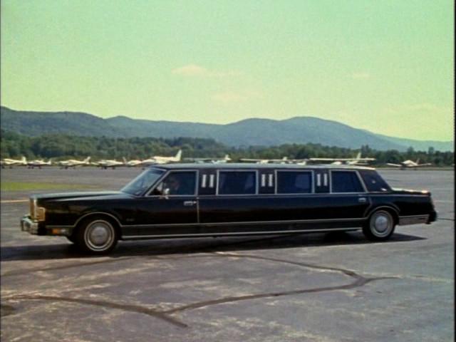 1989 Lincoln Town Car Stretched Limousine American Custom Coachworks 'St. Tropez'