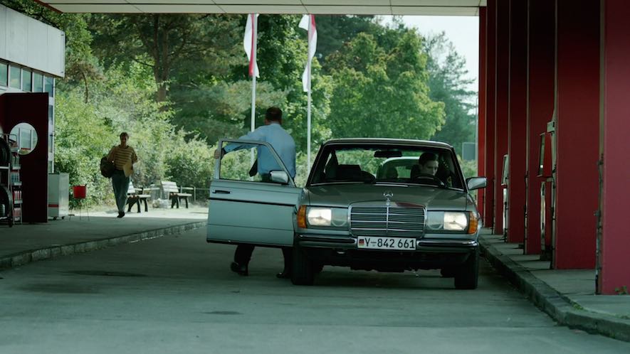 1983 Mercedes-Benz 230 E [W123]