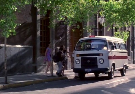 IMCDb org Volkswagen Kombi Typ 2 in El Callejón de los Milagros 1995