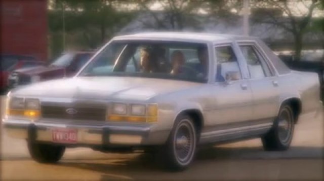 1990 Ford LTD Crown Victoria