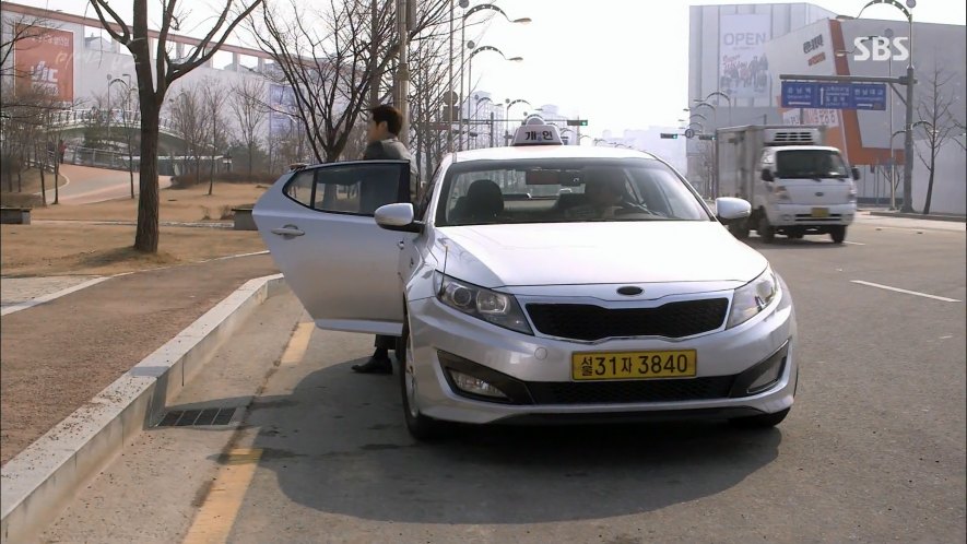 2010 Kia K5 [TF]