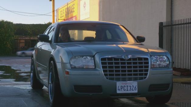 2005 Chrysler 300 [LX]
