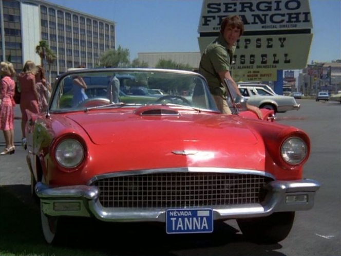 1957 Ford Thunderbird [40]