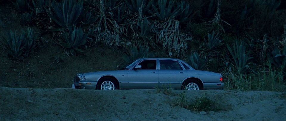 2002 Jaguar XJ8 [X308]