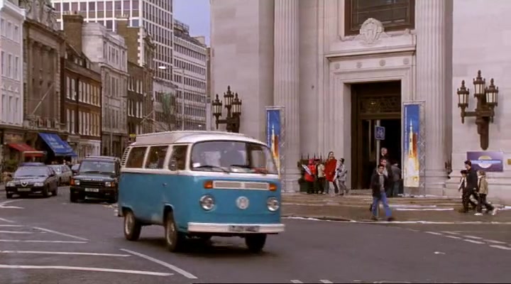 Land-Rover Discovery Series II [L318]