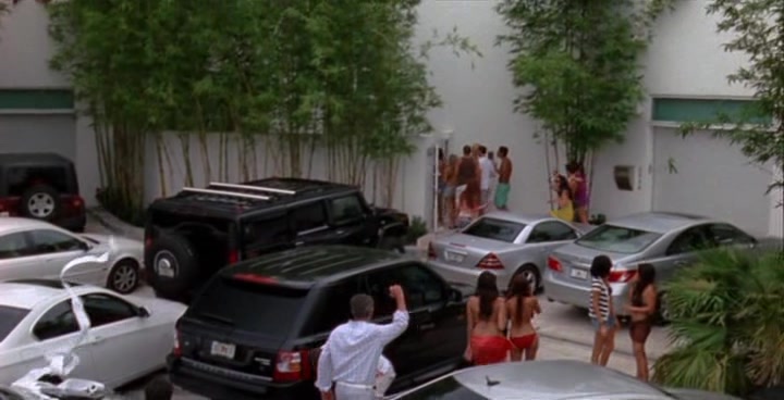 2003 Hummer H2 [GMT820]