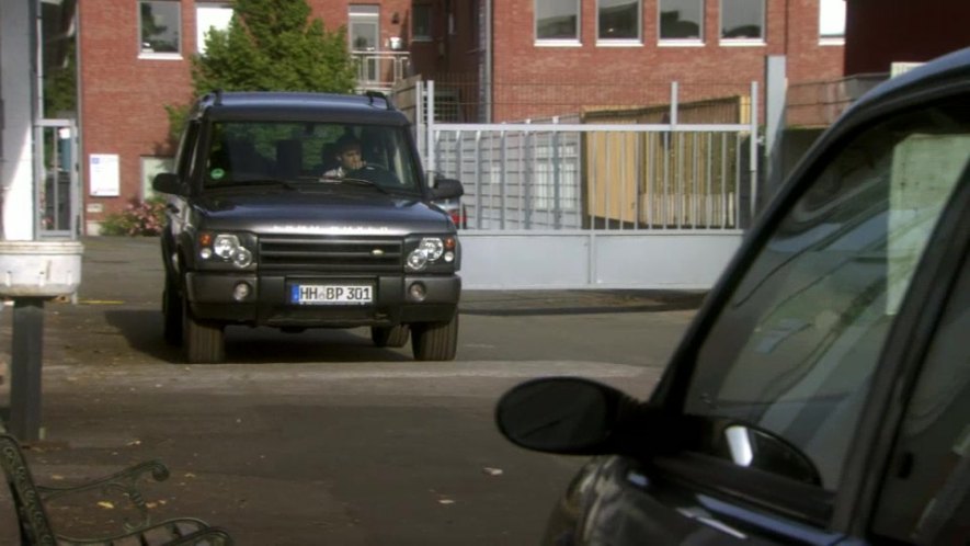 2003 Land-Rover Discovery Series II [L318]