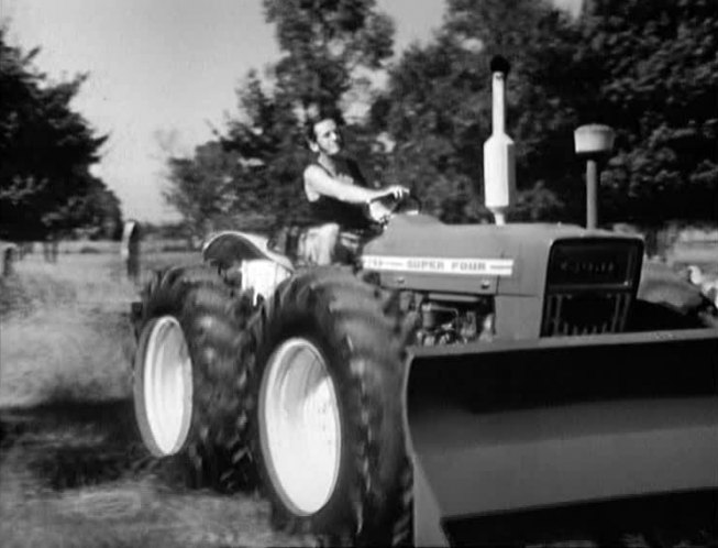 County Super Four 754