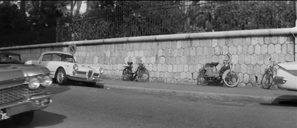 1960 Alfa Romeo 2000 Spider Hardtop Touring [102.04]