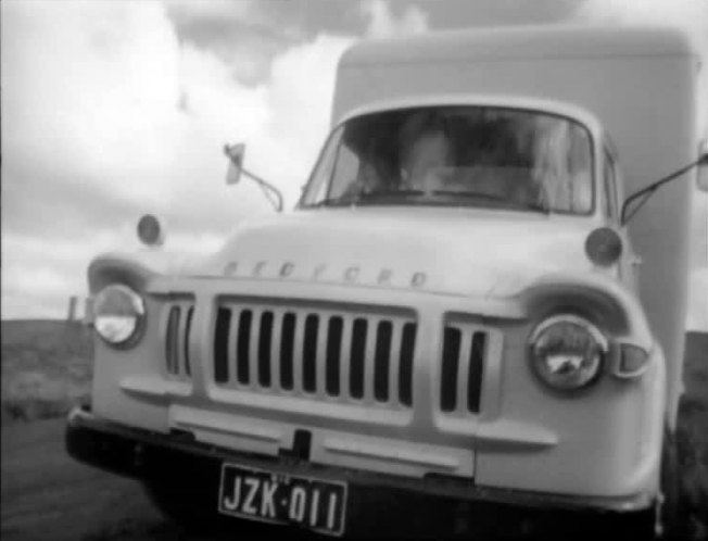 Bedford J1