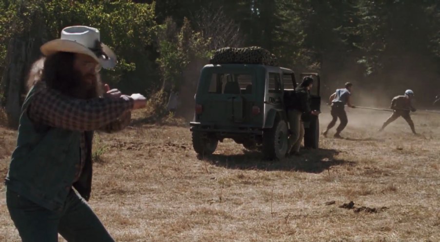 Made for Movie InGen Standard Safari Vehicle 'Command' Based on Jeep Wrangler chassis [YJ]
