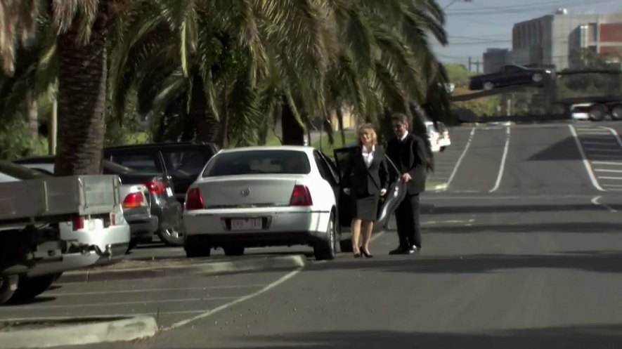 2003 Holden Statesman [WK]