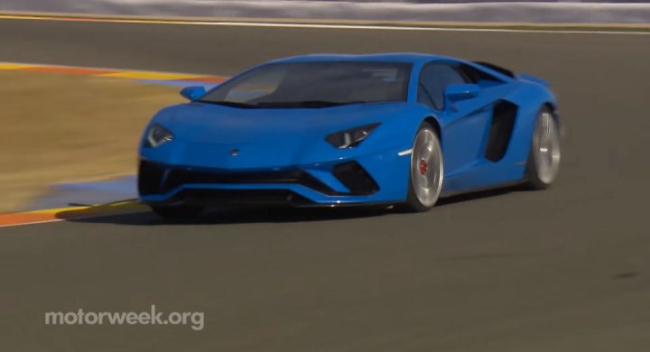 2017 Lamborghini Aventador LP 740-4 S