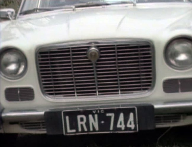 1973 Jaguar XJ6 [Series I]