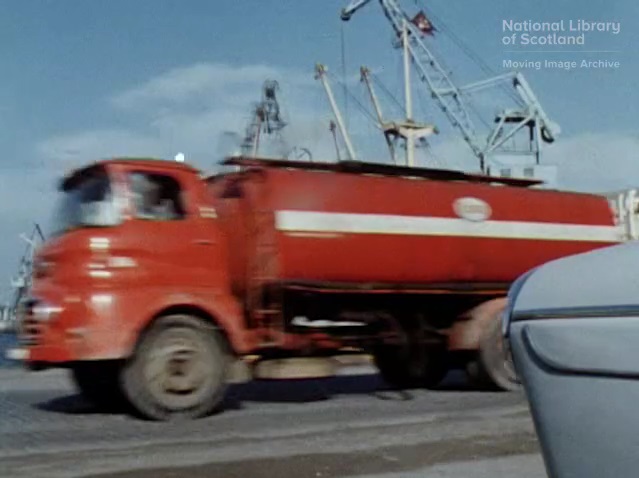 1958 Morris FF 7-Ton K140 Esso tanker