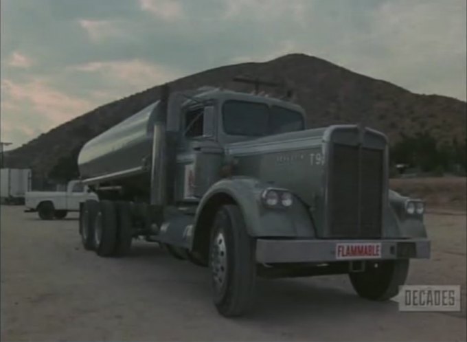 Kenworth 524