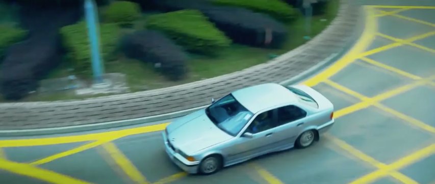 BMW 318iS [E36]