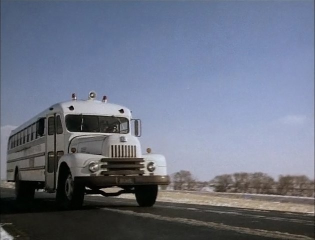 International Harvester R-Series Superior Coach