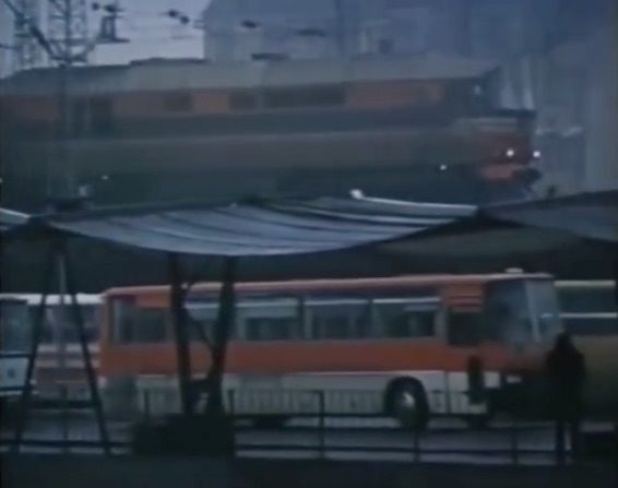 Ikarus 256