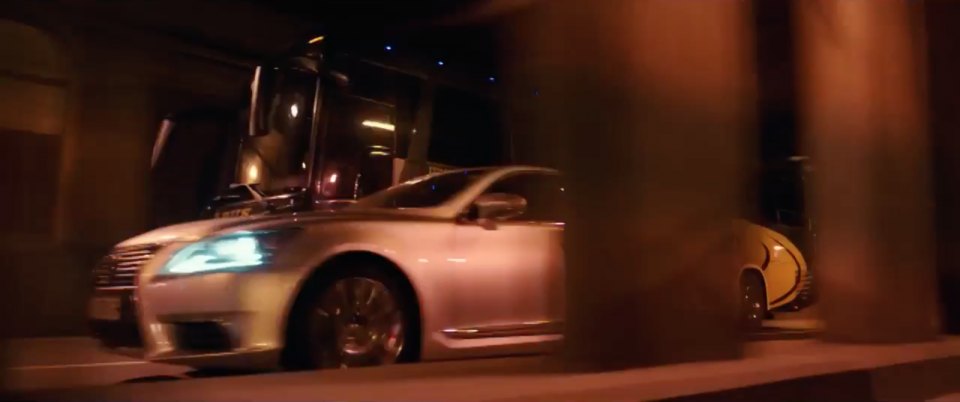 2015 Lexus LS [USF40]