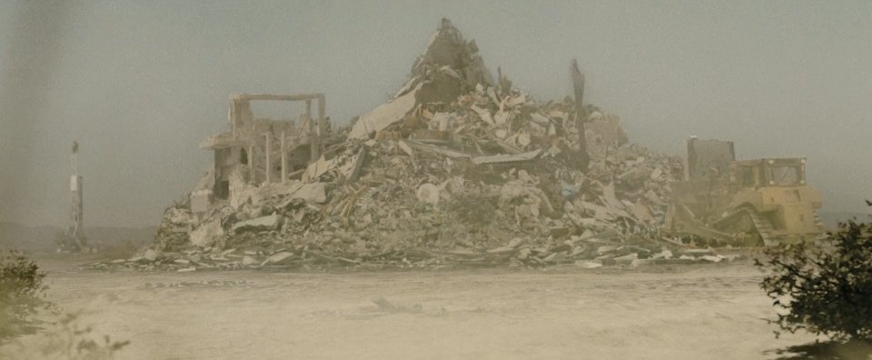 Caterpillar D8 T Waste Handler