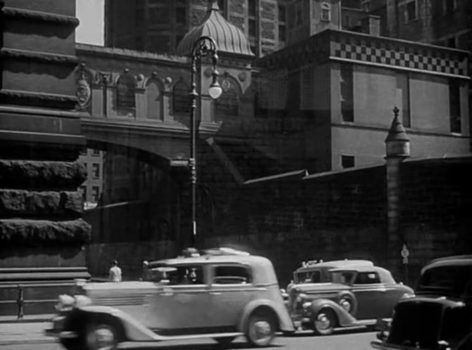 1935 Checker Model Y